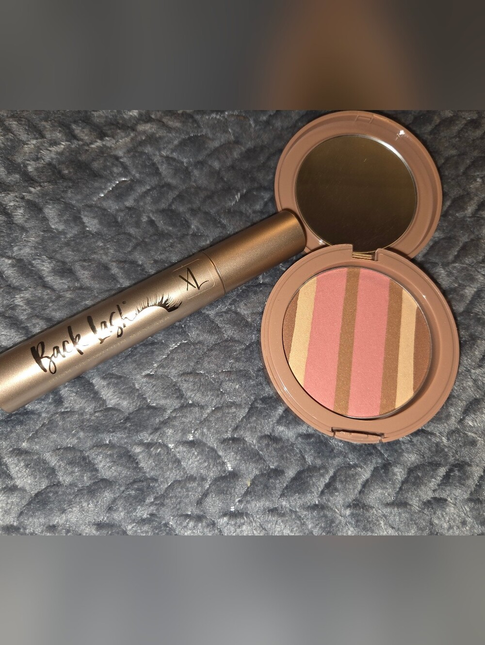 Belle Beauty Blushabelle Blush Bronzer& Back Lash XL high-definition Mascara - Picture 10 of 13